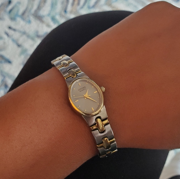 Vintage Citizen Womens Quartz Watch - Picture 7 of 7